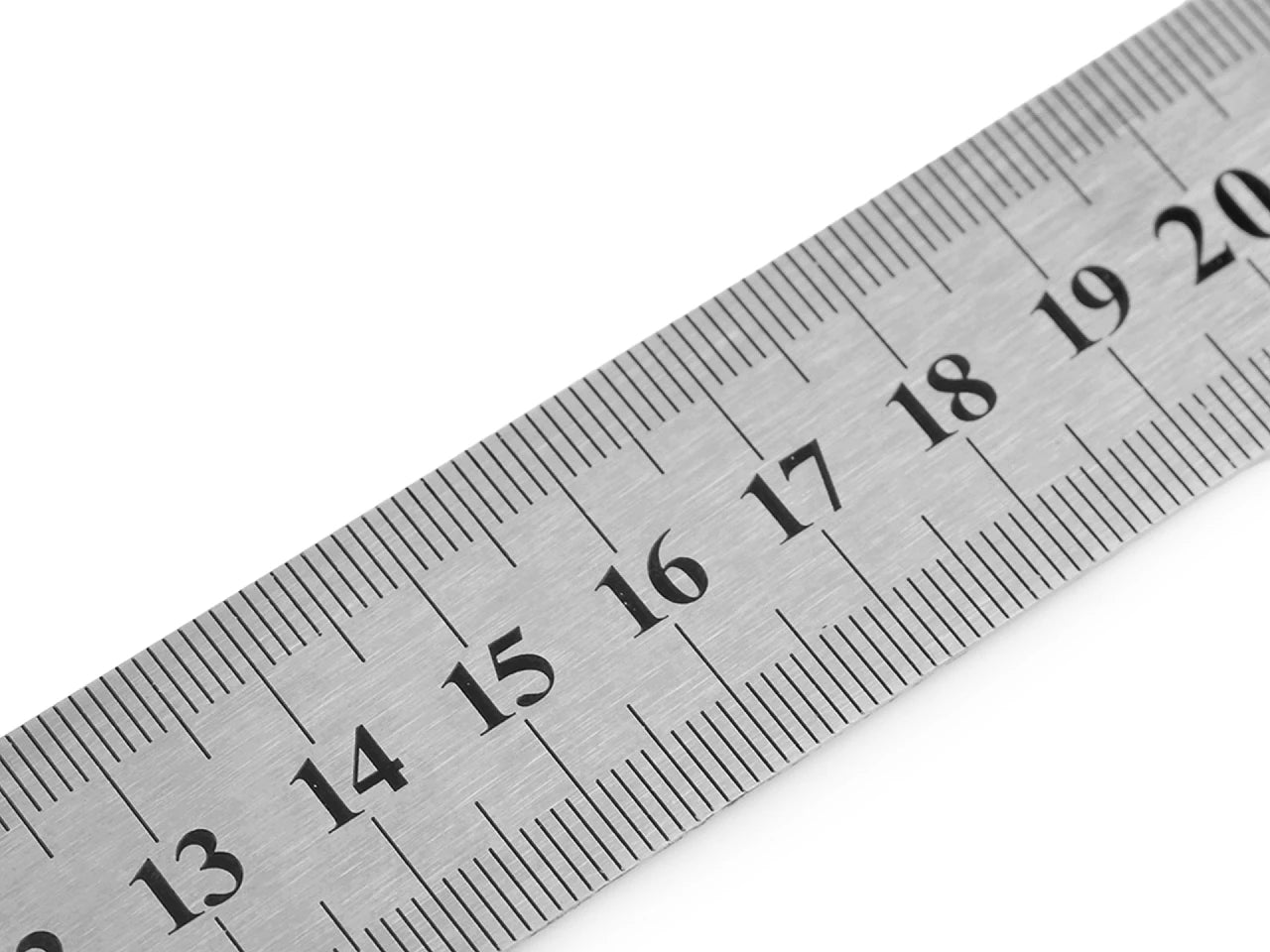 Reglé de couture en métal 30 cm